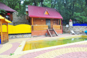 Дом-сауна с открытым бассейном